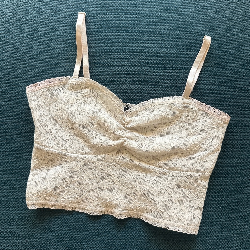 Forever 21 Off White Lace Camisole Cropped Tank Top